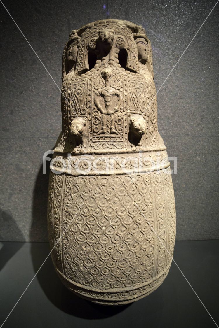 Earthenware Jar (1200 - 1300) - MIA Collections