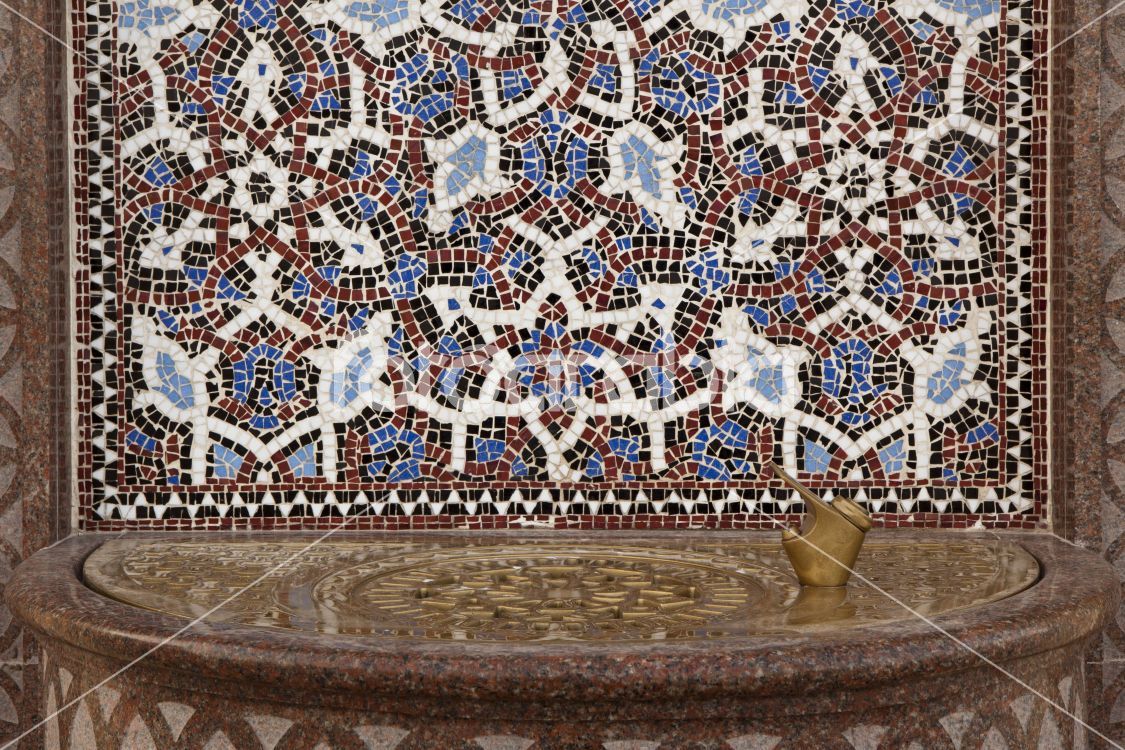 Water fountain in the Grand Mosque