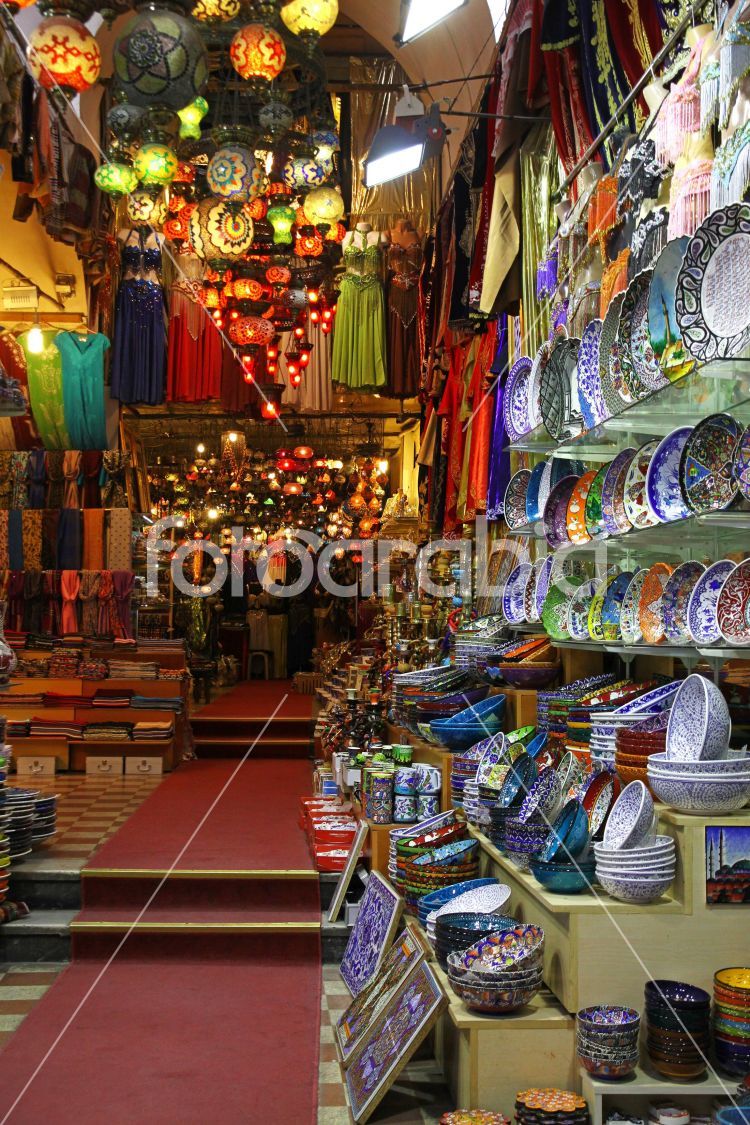 Grand bazaar shops in Istanbul